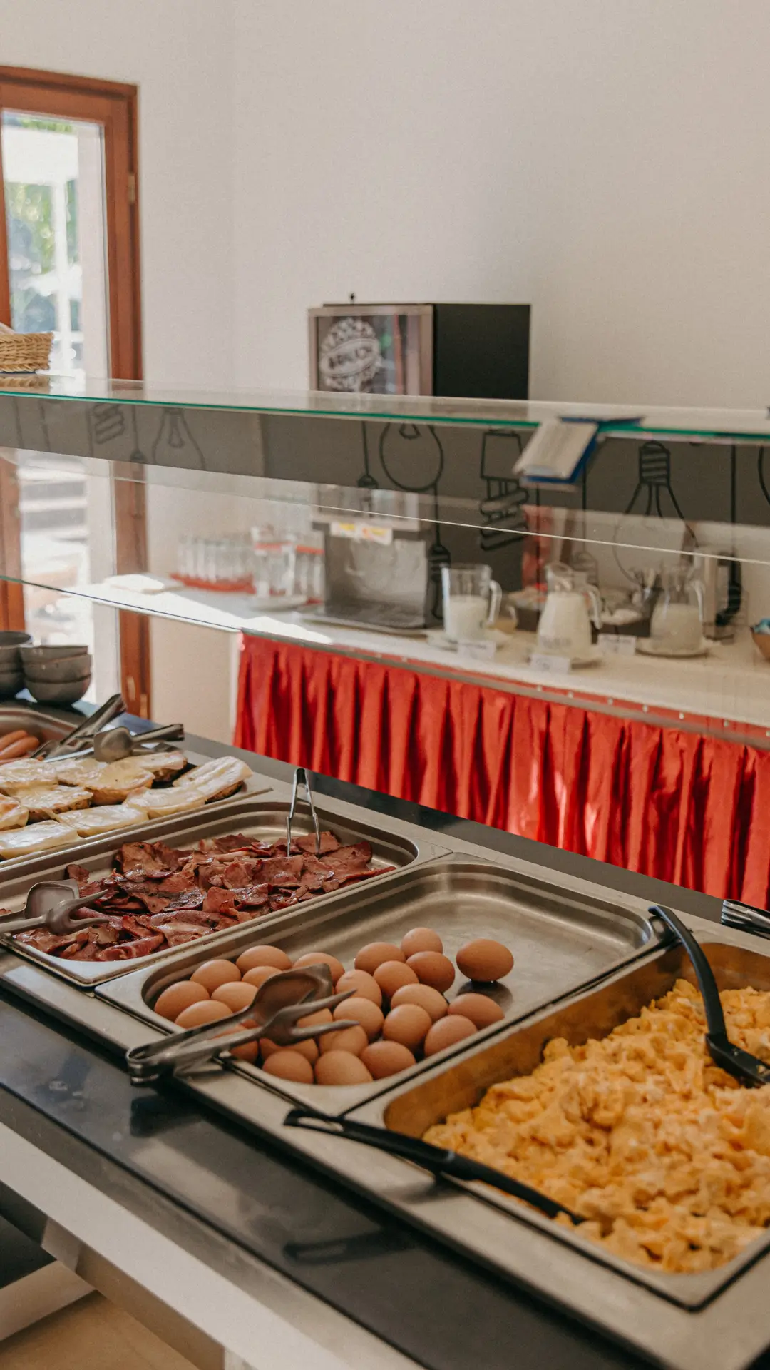 renegade-hotel-reggeli